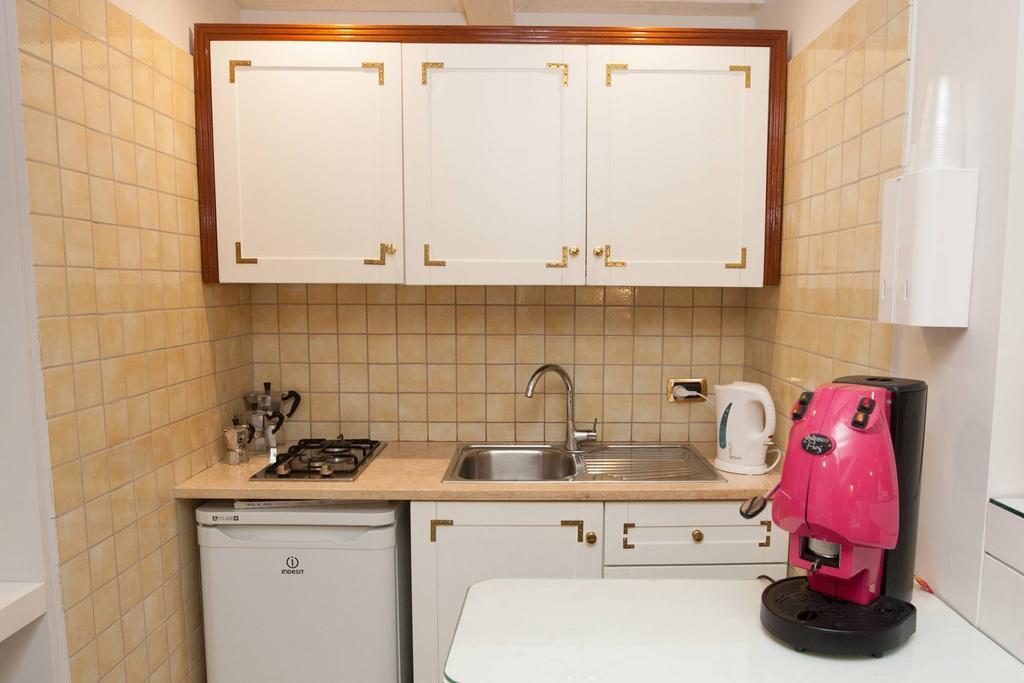 Hotel Ausonia Napoli Dış mekan fotoğraf