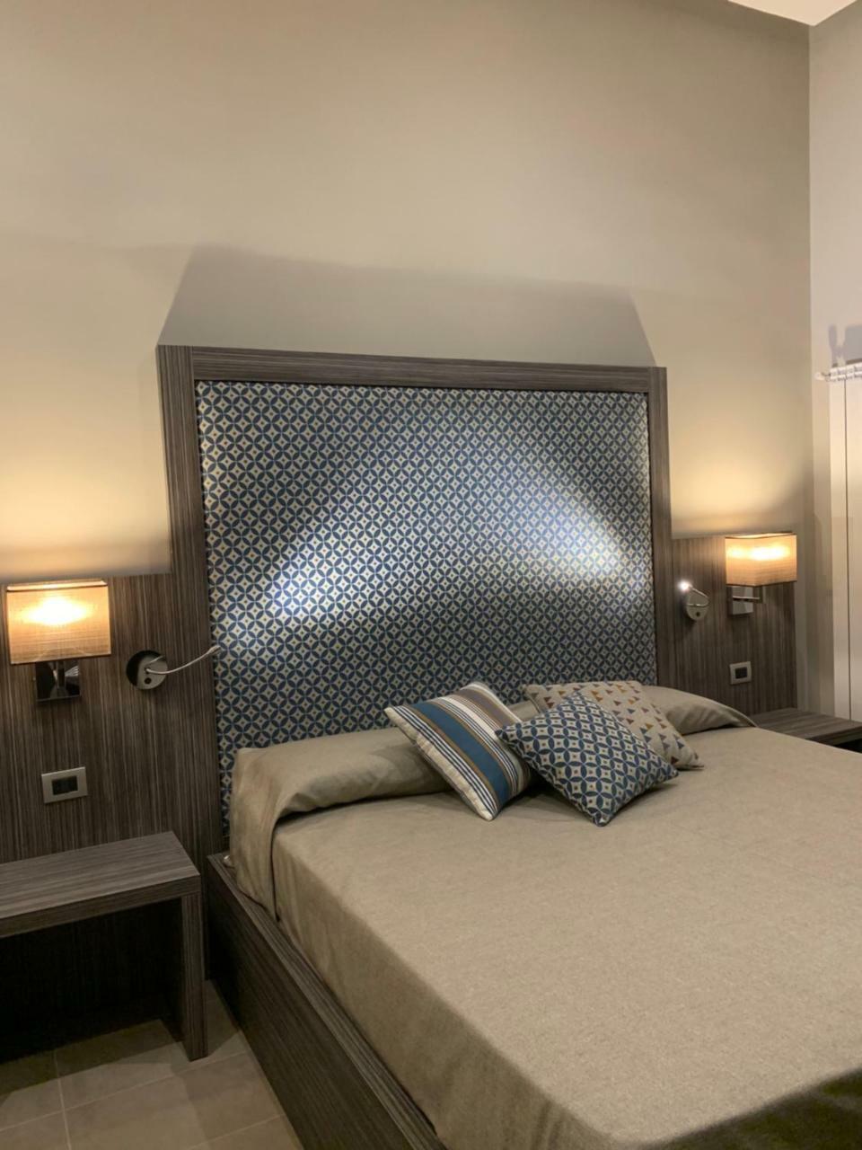 Hotel Ausonia Napoli Dış mekan fotoğraf