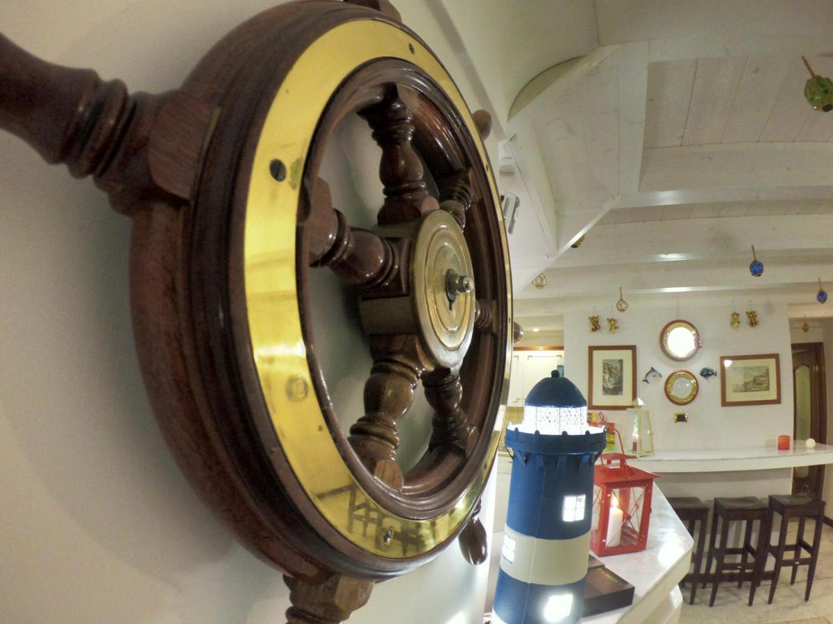 Hotel Ausonia Napoli Dış mekan fotoğraf
