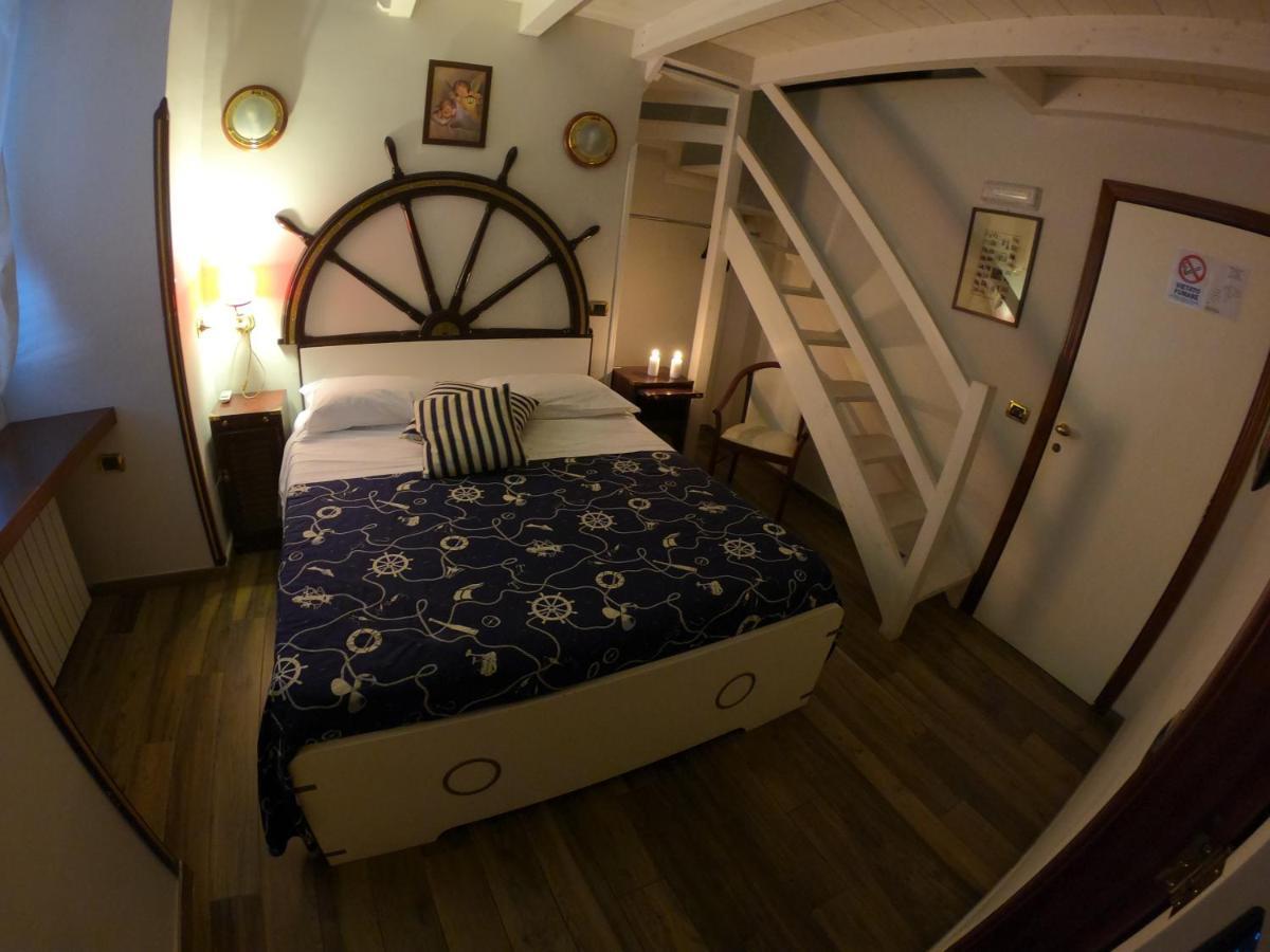 Hotel Ausonia Napoli Dış mekan fotoğraf
