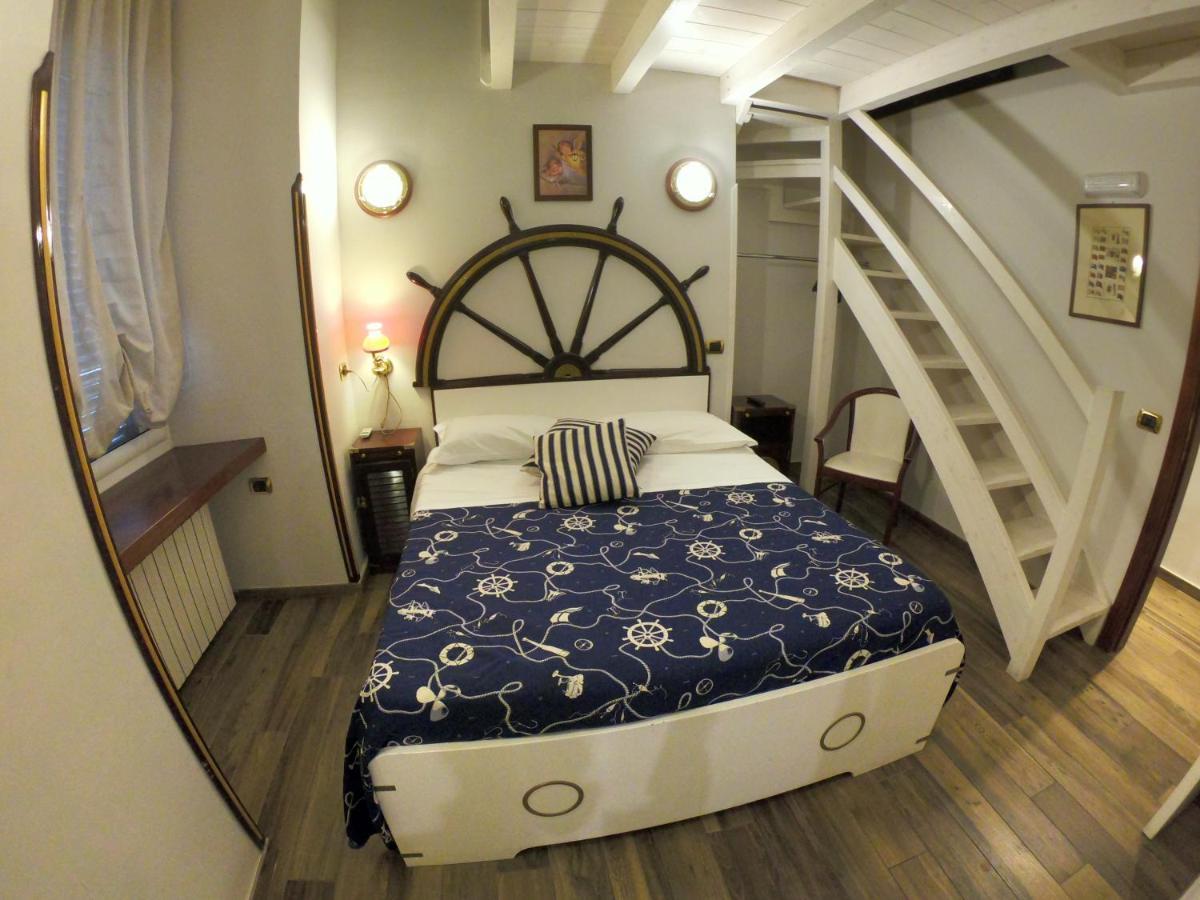 Hotel Ausonia Napoli Dış mekan fotoğraf